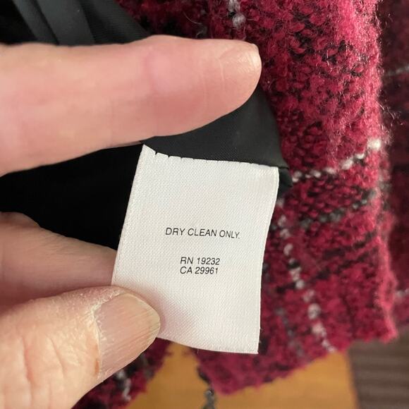 Alfred Dunner vintage Boucle fabric lined jacket. - Picture 7 of 10